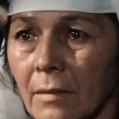 Лола Бадалова