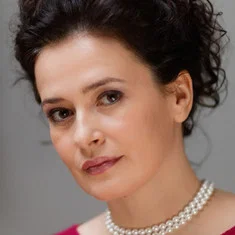 Simona Šaturová