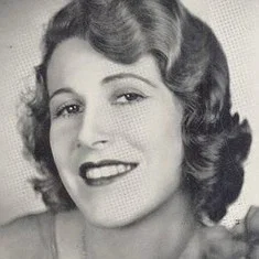Renée Macready