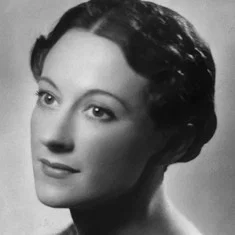 Elspeth Duxbury