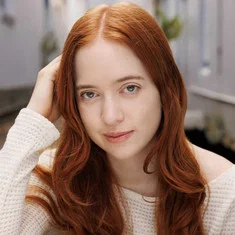 Jasmine Clowes