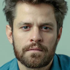 Alejandro Claveaux