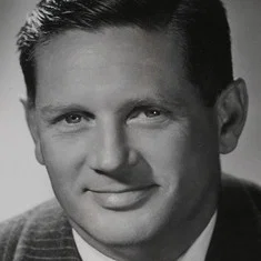Niven Busch