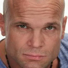 Юрий Скулябин