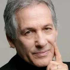 Θάνος Καληώρας