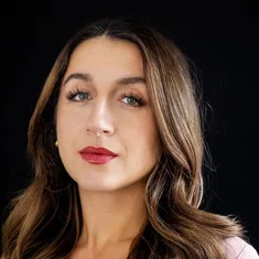 Julie Tzivas