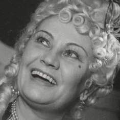 Arany Szögi