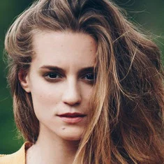 Dóra Sztarenki