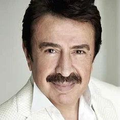 Ahmet Selçuk İlkan