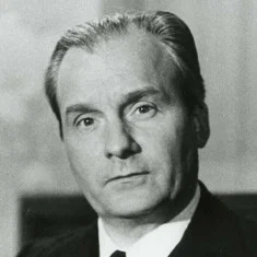 Мишель Буке
