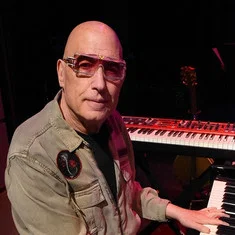 Erdal Kızılçay