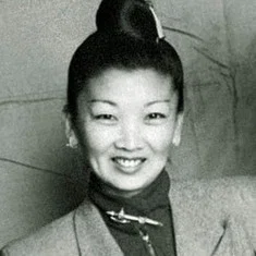 Юлия Цай