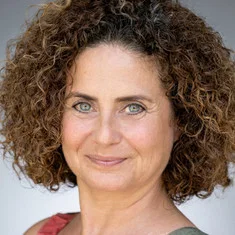 Esra Akkaya