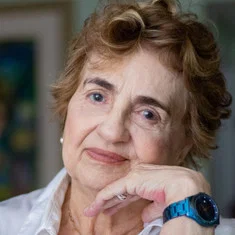 Fernanda Quinderé