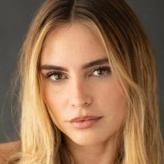 Julia Reina
