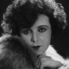 Elisabeth Pinajeff