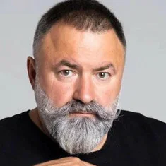 Андрей Казаков