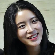 Soo Hee