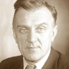 Александр Ханов