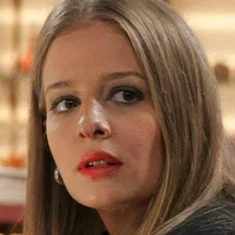 Dóra Kakasy