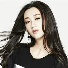 Zoe Zhou