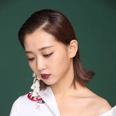 Eunice Han