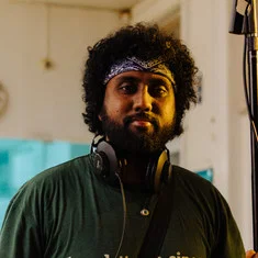Kavishka Warnakula
