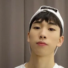 Lee Seungdong
