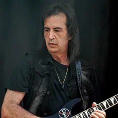 William J Tsamis