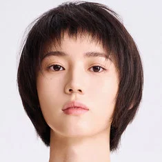 Hou Jiayin