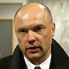 Uwe Rösler