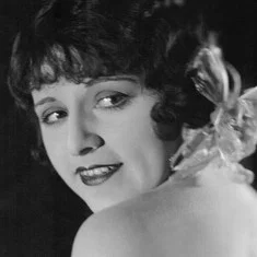 Elsie Tarron