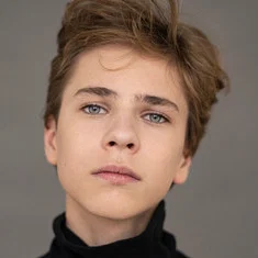 Андрей Сарычев