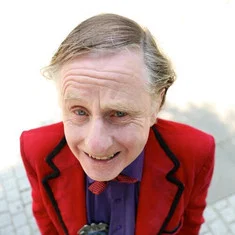 Dewi Savage