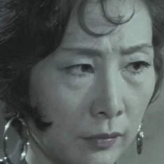 Lee Hwang-ja
