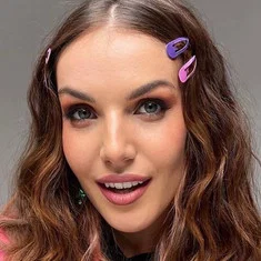 Inés Hernand