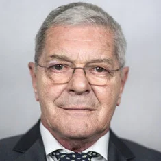 Károly Mécs