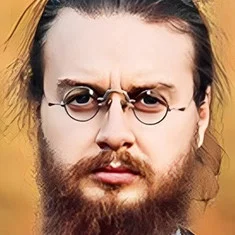 Максим Ткаченко