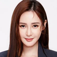 Yumi Wong
