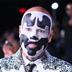 Shaggy 2 Dope