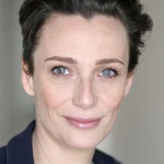 Caroline Bourg