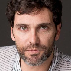 Néstor Arnas