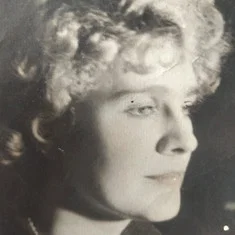 Евгения Каретникова