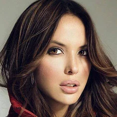 Erika Monserrate Vélez Zambrano