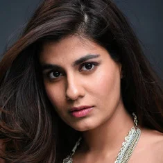Shreya Dhanwanthary