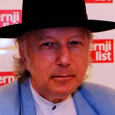 Nenad Bach