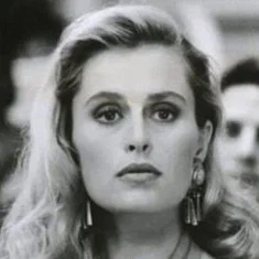 Maria Holvoe