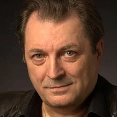 Валерий Новиков