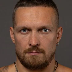 Александр Усик
