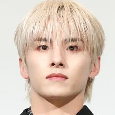 Takumi Kawanishi